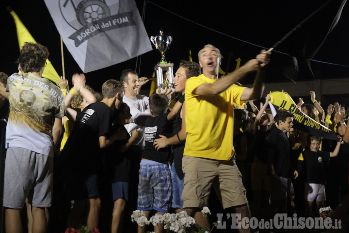 Villar Perosa si tinge di giallo: il borgo del &quot;Fumo&quot; vince il palio 2015