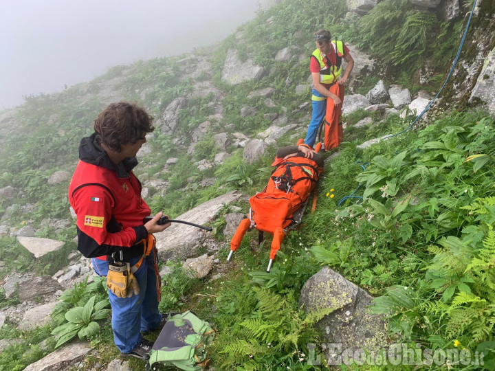 Bagnolo: scalatore soccorso in parete con due sospette fratture alle gambe
