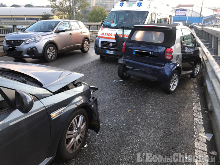 Nichelino: incidente tra due veicoli