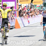 Emozionante giornata ciclistica: e la maglia Rosa cambia padrone