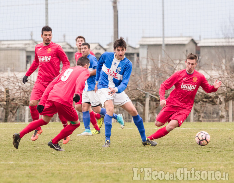 Calcio: Revello - Moretta