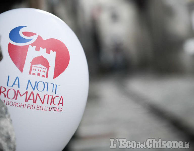 Usseaux: &quot;Notte romantica&quot; a Laux