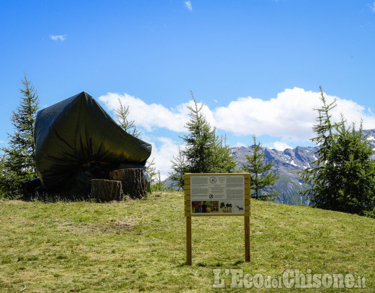 Usseaux: inaugurata a Pian dell'Alpe la panchina gigante