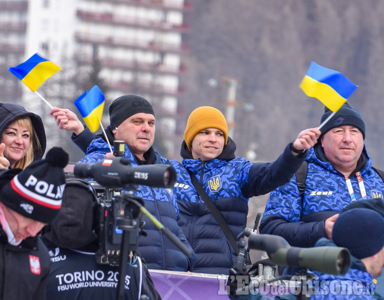 Pragelato, le emozioni ed i colori del biathlon tra poligono, sci e premiazioni finali