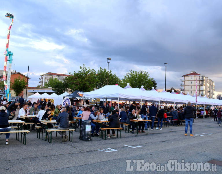 Beinasco: "Aromi di birra" e street food in piazza Dolci