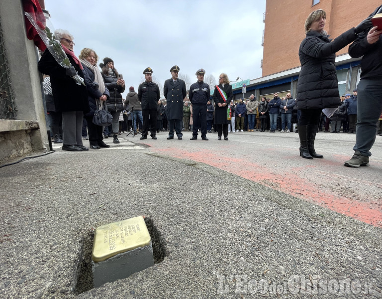 Orbassano: in via Monti una pietra d'inciampo in memoria dell'ex deportato Beppe Berruto