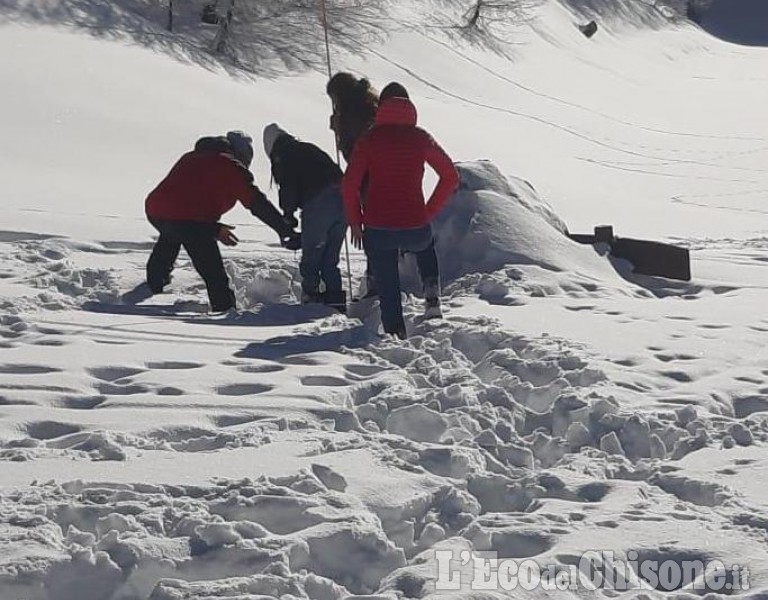 Soccorso alpino: esercitazione a Sestriere con gli alunni della scuola media