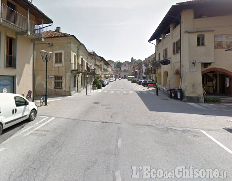 Villafranca: botte tra sorelle in via Roma, l'intervento dei carabinieri per sedare la lite