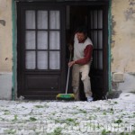 Bibiana: immagini della grandinata, come neve sulla soglia di casa
