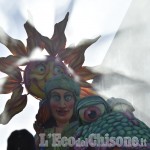 Carnevale a Nichelino: sfilano i carri