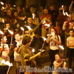 Pinerolo, affollata fiaccolata Anpi