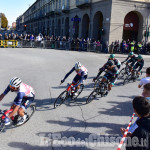 Giro d'Italia, il transito a Pinerolo verso il Sestriere