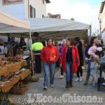 Virle: successo alla fiera del nespolo germanico e della zucca