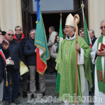 Cavour in festa per la visita dell’arcivescovo Repole