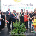 Pinerolo, inaugurazione mostra dell'Artigianato in piazza Facta