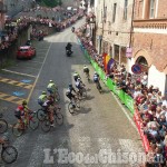 Giro d&#039;Italia 2016: primo passaggio sotto il traguardo di Pinerolo alle 16