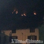 Cumiana: appiccato il fuoco sul monte Tre Denti in almeno quattro punti
