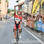 Frossasco, grande vittoria del britannico Double nella corsa ciclistica di prestigio Dalle Mura al Muro