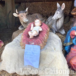 Orbassano: ritrovata davanti alla chiesa la statua rubata di Gesù Bambino