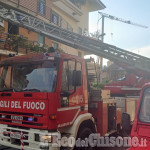 Pinerolo: fiamme in un alloggio di via Montebello, l’intervento dei Vigili del fuoco