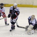 Hockey ghiaccio, dopo due periodi parità nella finale tra Valpeagle e Bressanone