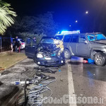 Rivalta: scontro tra auto in via Einaudi, tre feriti