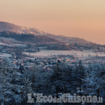 La foto vincitrice della settimana: a Lusernetta un&#039;alba innevata e romantica