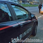 Beinasco: giovani senza patente tentano di fuggire ai carabinieri, tre denunciati