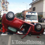 Pinerolo: anziano si ribalta con l&#039;auto, soccorso dal 118