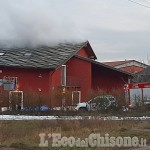 San Secondo: fiamme sul tetto di un'abitazione, Vigili del fuoco in azione