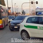 Beinasco: aggredisce il controllore del bus, 35enne fermato dalla Polizia locale