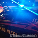 Pinerolo: a spasso con un grosso cane, picchia e rapina due studenti, arrestato 35enne