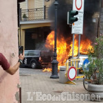 Orbassano: due auto in fiamme in via Regina Margherita
