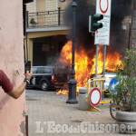 Orbassano: due auto in fiamme in via Regina Margherita