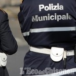 Concorso da commissario dei Vigili urbani, nel bando pure il test di gravidanza: Vigone e Torre Pellice rispondono alle polemiche 