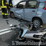 Pinerolo: auto contro moto in via Fenestrelle, muore motociclista