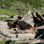 Bobbio Pellice: enorme masso cade su una baita a Partia d'Amount, chiusa l'intera area