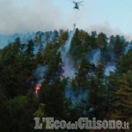 Perrero: il vento forte alimenta l&#039;incendio a Colle Muret