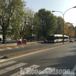 Orbassano: investito da un furgone mentre attraversava la strada, 15enne in ospedale