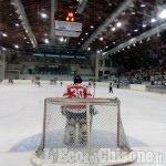 Hockey ghiaccio, storica ripartenza della Valpe con entusiasmo e 4 a 0 sul Como