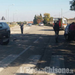 Pinerolo: scontro tra due auto in via Martiri, una donna ferita