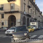 Pinerolo: minicar contro un&#039;Alfa, incidente in corso Torino