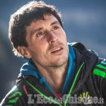 Il premio Cala Cimenti 2022 consegnato all'alpinista Matteo Della Bordella
