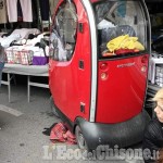 Nichelino: microcar travolge tre persone al mercato