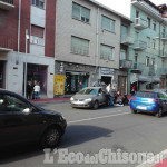 Nichelino: incidente in via Torino, donna investita mentre attraversava