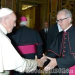 Papa Francesco telefona al vescovo Derio Olivero in ospedale a Pinerolo