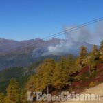Perrero: incendio sopra Villasecca Superiore, si attende l&#039;elicottero