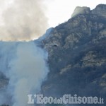 Envie: incendio sul Mombracco, Vigili del fuoco in azione