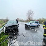 Pinerolo: scontro tra auto sulla Circonvallazione, tre donne ferite