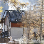 Pragelato: incendio nella notte devasta alcuni chalet a Plan